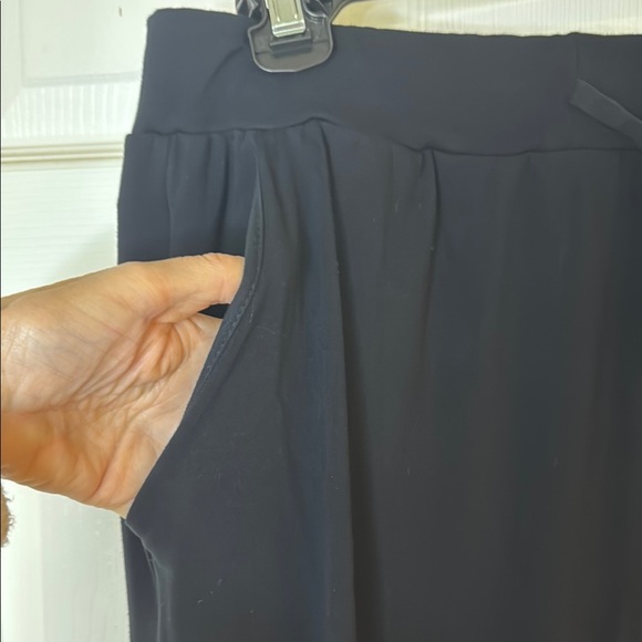 Black Straight Leg Pants with High Waist - Picture 10 of 16